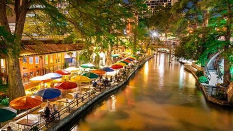 Austin:  Total Solar Eclipse & Southern Sunshine - Activity Details and Booking Information