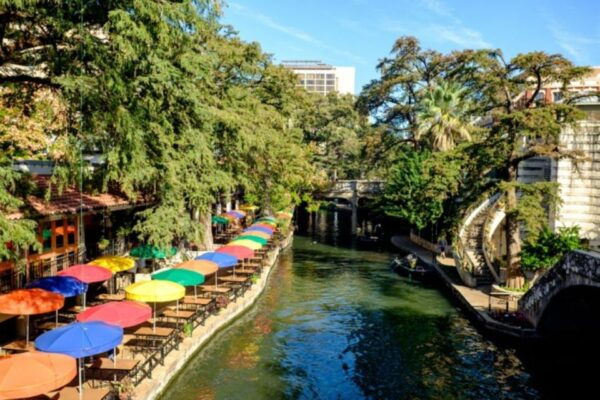 Austin:  Total Solar Eclipse & Southern Sunshine - Lafayette and New Orleans, Louisiana