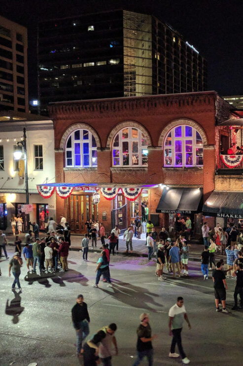 Austins Bachelorette Live Music Pub Crawl - Good To Know