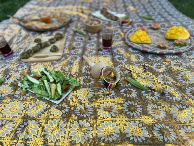 Authentic African Picnic : Tasty and Cultural Time in Paris - Cultural Insights and Stories