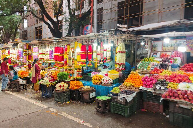 Authentic Bangalore: Lake, Temple, Market w/ Snacks - The Sum Up