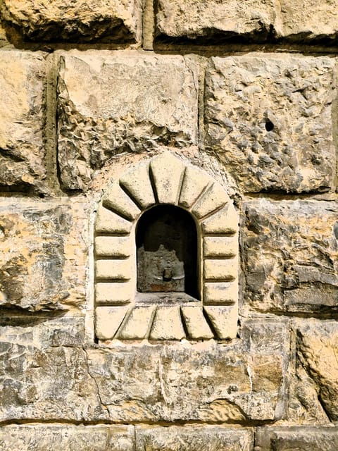 Authentic Florence: Storytelling & Crafts - Storytelling and Cultural Insights