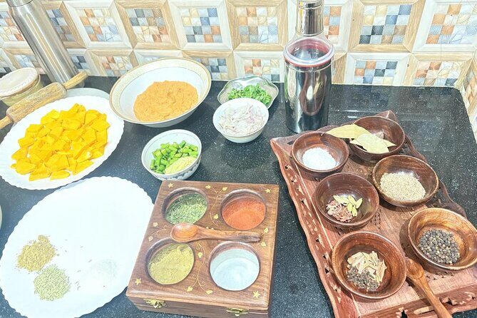 Authentic Indian Family Cooking Class in Agra - Who Should Consider This Tour?  