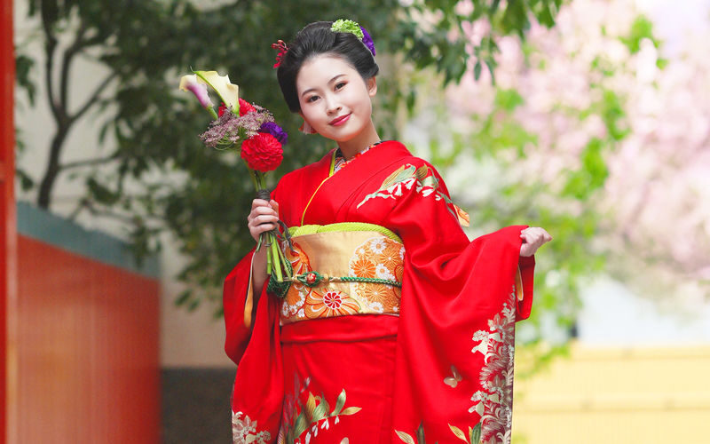 Authentic Japanese Kimono Rental and Photography Experience (Osaka Castle, Namba Shrine, Street Snap Walk) - Start at Comari in Minamisenba