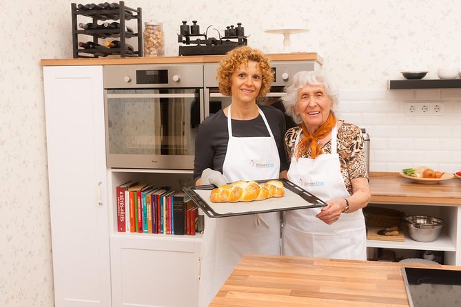 Authentic Jewish Cooking Class by a Professional Chef - Menu Tasting and Preparation