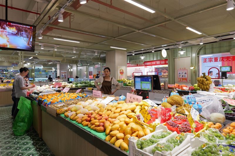 Authentic Local Food Tour in Central Shanghai - More than Shanghainese food