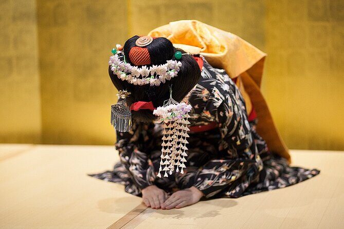 Authentic Maiko ExperienceKyoto Lunch (Free drink) at Noh Stage - Good To Know