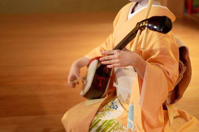 Authentic Maiko ExperienceKyoto Lunch (Free drink) at Noh Stage - What Makes This Tour Stand Out?  