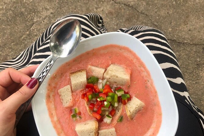 Authentic Portuguese Cooking Experience in Algarve - Accessibility Information