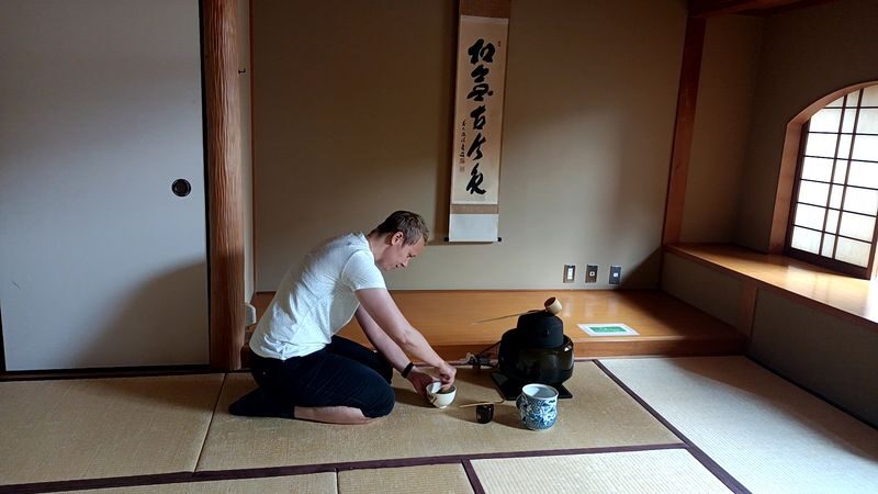 Authentic Tea Ceremony Experience in a Tea Room (Osaka) - Read the timing and arrival rules carefully