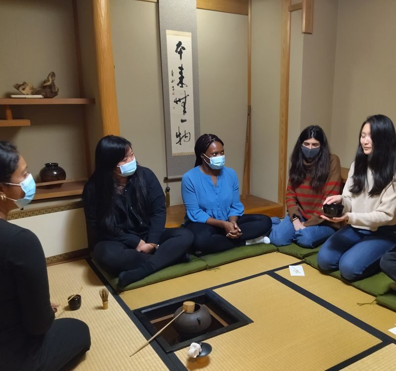 Authentic Tea Ceremony Honmachi Classroom - A tea lesson, not just a photo stop