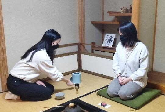 Authentic Tea Ceremony Honmachi Classroom - The room can shape the experience