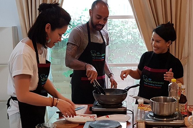 Authentic Thai Cooking Class and Local Market Tour - Experience the Vibrant Local Market