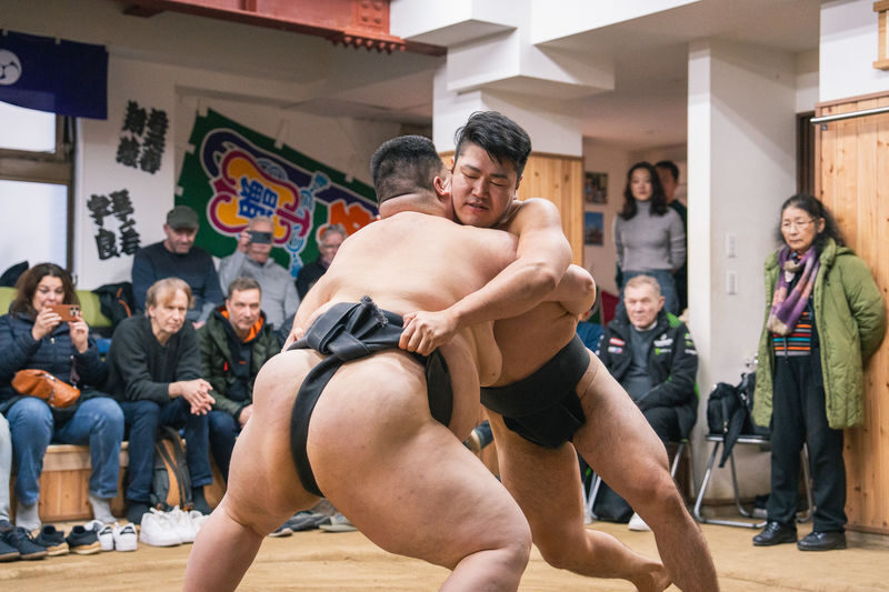 Authentic Tokyo Sumo: Enter the Ring & Chanko Lunch - From the station to the ring