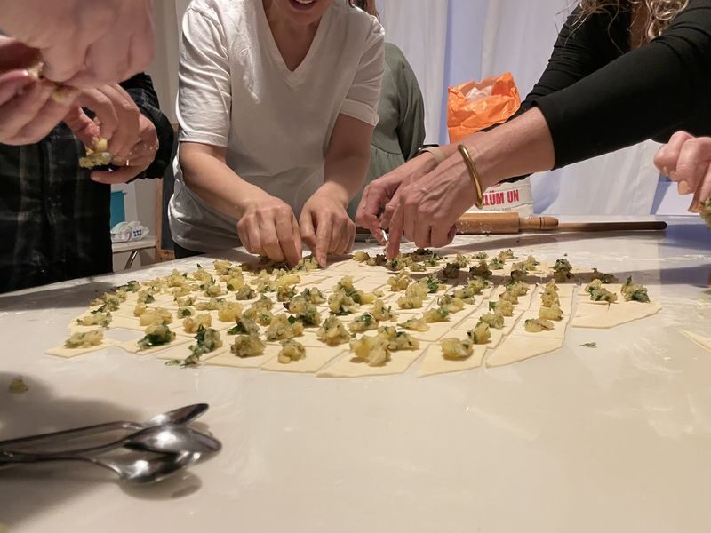 Authentic Turkish Vegan Cooking Class with Local Mom - A home kitchen in Gümüşsuyu