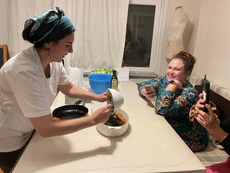Authentic Turkish Vegan Cooking Class with Local Mom - Booking and practical details