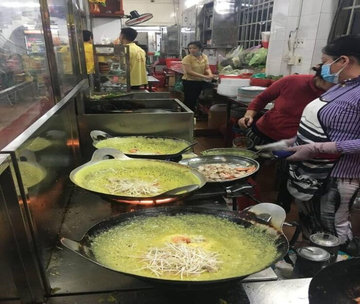 Authentic Walking Street Food Tour in Ho Chi Minh City - Pickup and Meeting Points