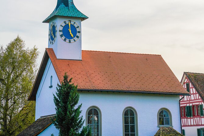 Autumn Adventure of Hidden Gems in Zurich - Private Tour - Taking in Zurichs Hidden Treasures