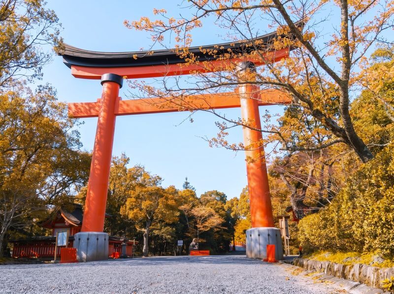 Autumn Limited: Kokonoe Bridge, Usa Shrine, Yabakei from Fukuoka - Autumn color, weather and what to bring