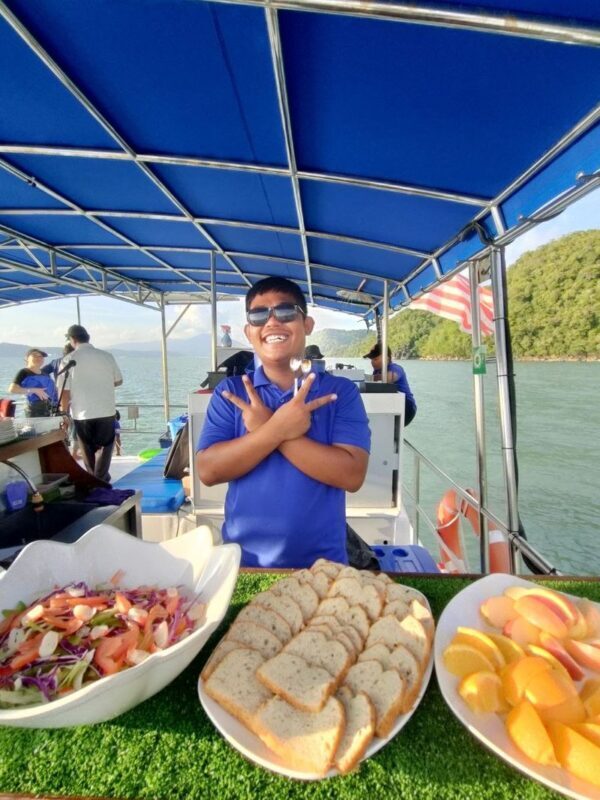 Avante Sunset Party Cruise in Langkawi - Should you book the Avante Sunset Party Cruise?