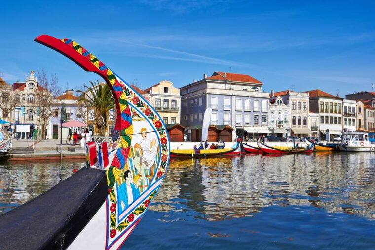 Aveiro and Costa Nova Half Day Tour with Cruise from Porto - FAQ