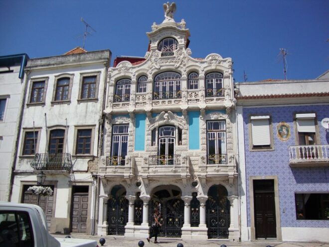 Aveiro: Boat Cruise and City Walking Tour With Sweet Tasting - Select Participants and Date