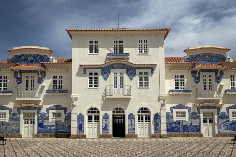 Aveiro: Flexible Walking Tour Starting from Train Station - Authentic Experiences and Insider Tips  