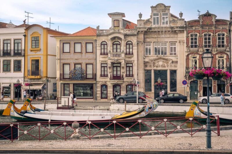 Aveiro: Private & Flexible Walking Tour in Historic Center - The Experience: What’s Included and What’s Not