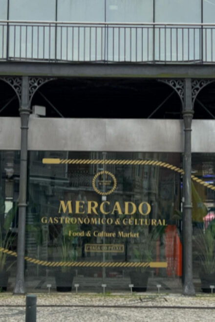 Aveiro Scavenger Hunt and Sights Self-Guided Tour - Booking and Cancellation Policies