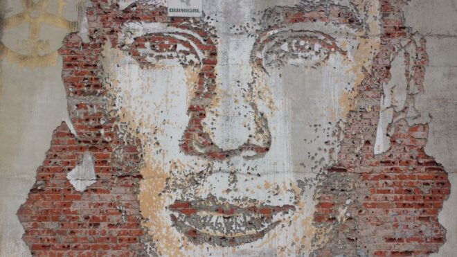 Aveiro: Stories, Canals, and Azulejos Guided Walking Tour - Participant Information