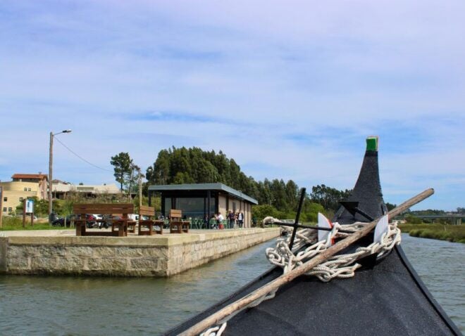 Aveiro: Typical Boat Tour With Tasting - 90 Min - Meeting Point