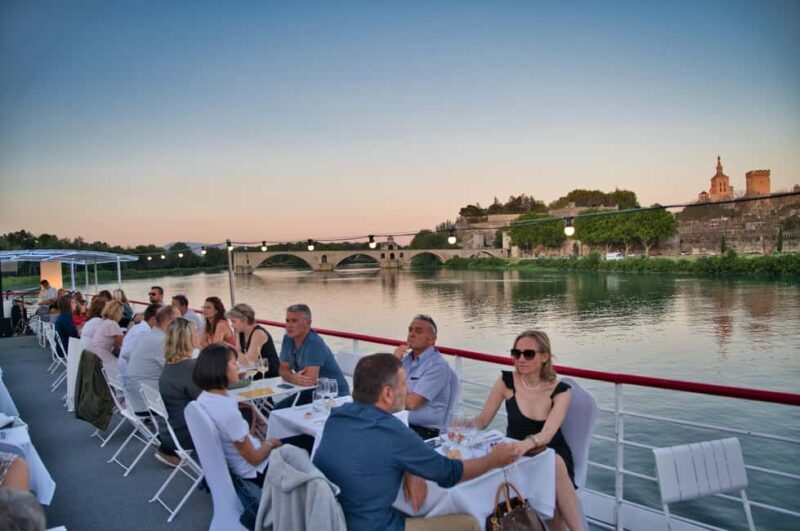 Avignon : 1 hour Scenic Cruise - Discovering Avignon from the Water: The 1-Hour Scenic Cruise Experience