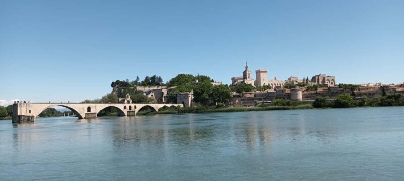 Avignon and Villeneuve Les Avignon: Electric bike tours - Discovering Avignon and Villeneuve Les Avignon on Electric Bikes