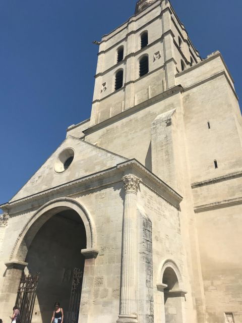 Avignon: Emblematic Squares Tour - Pricing and Duration
