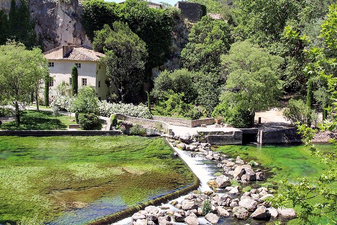 Avignon, Fontaine De Vaucluse, and L'isle Sur La Sorgue Flea Market and Antiques. - Fontaine De Vaucluse: Europes Largest Natural Spring
