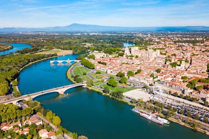 Avignon: Private 2-Hour Intro City Walk with Local Guide - Good To Know