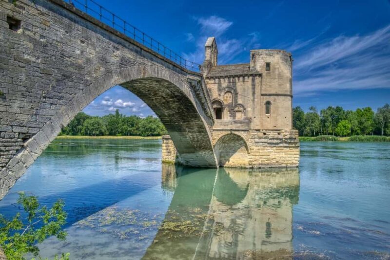 Avignon: Private 2-Hour Intro City Walk with Local Guide - What to Expect from the Itinerary