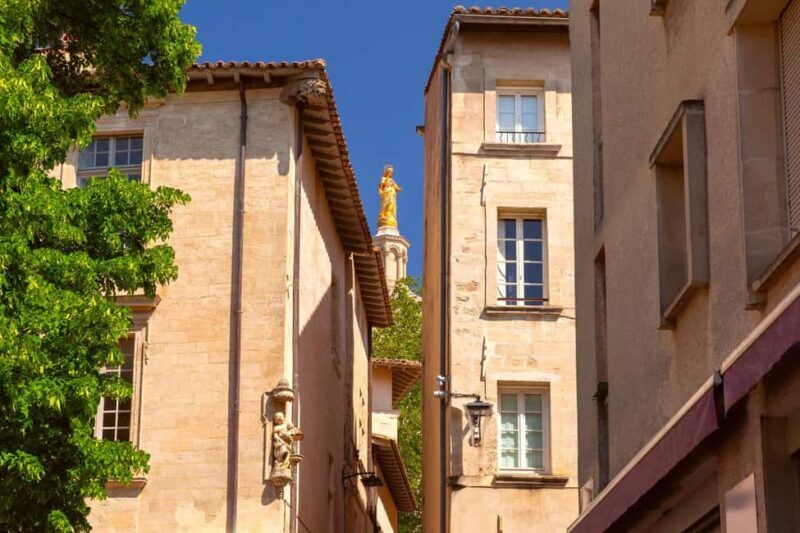 Avignon: Private 2-Hour Intro City Walk with Local Guide - The Value of a 2-Hour Guided Walk