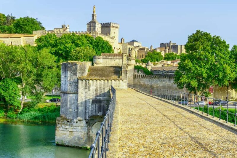 Avignon: Private 2-Hour Intro City Walk with Local Guide - FAQs