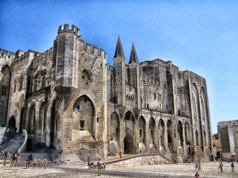 Avignon: Private Walking Tour – Discover History & Heritage - Meet Your Expert Local Guide