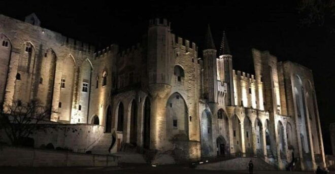 Avignon: The Pope's Night Owl Night Tour - The Sum Up