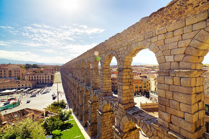 Avila and Segovia Guided Tour and Flamenco Show in Madrid - Avila and Segovia Tour Highlights