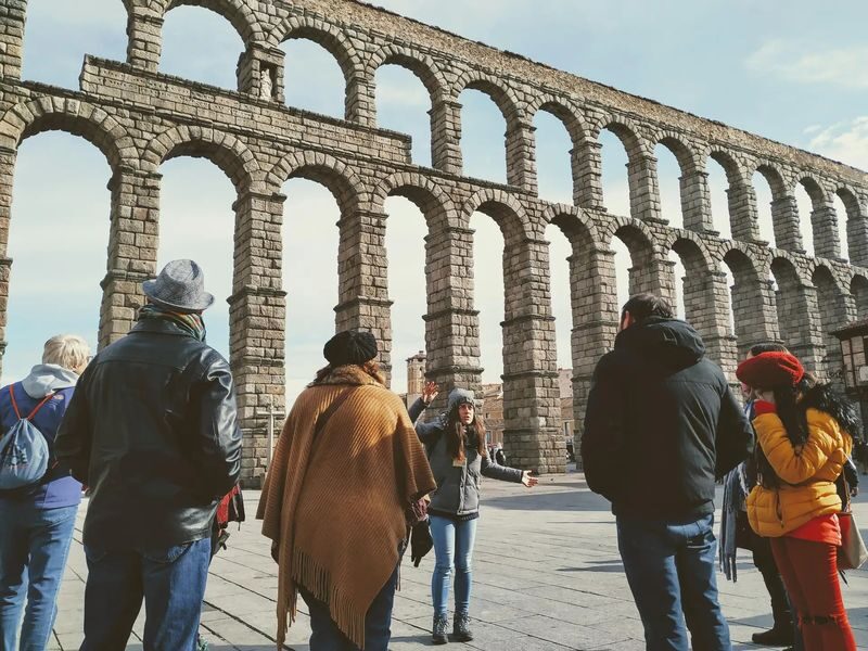 Avila Walls and Segovia Guided Tour - Who should book this day trip?