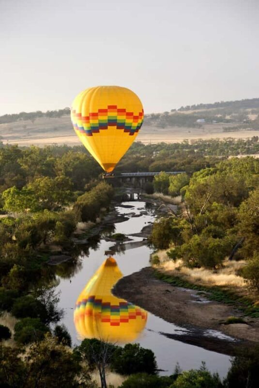 Avon Valley: Hot Air Balloon Flight - An Introduction to the Avon Valley Hot Air Balloon Experience