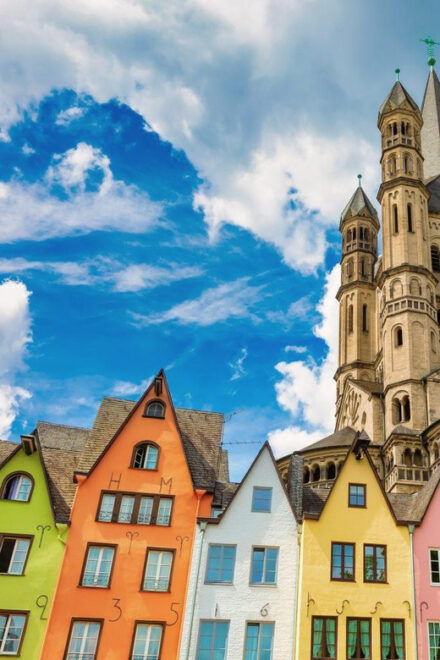 Awesome Sites of Cologne – Private Family Walking Tour - Experience Features