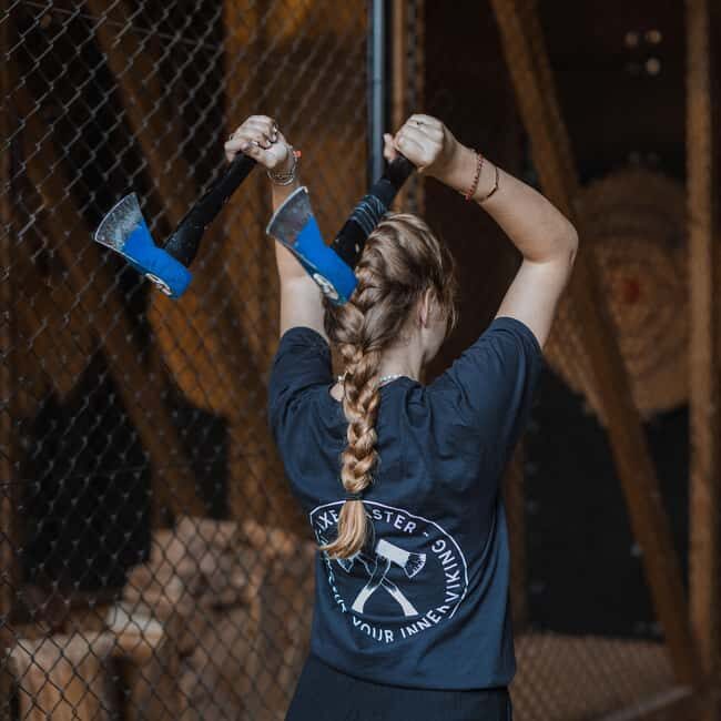 AXE THROWING & ENJOYING DRINKS IN COLOGNE'S FIRST AXE THROWING BAR - FAQ
