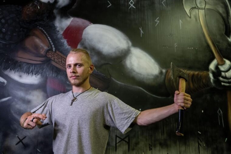 Axe Throwing in Fun Arena in the centre of Prague - Location and Accessibility