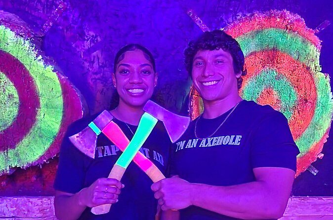 Axe Throwing Las Vegas Neon - The Sum Up