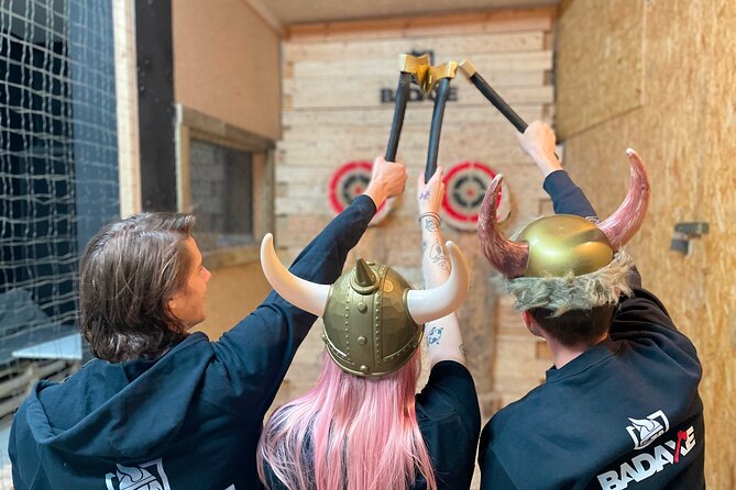 AXE Throwing With Your Friends in BAD AXE Kraków - Pricing and Booking Details
