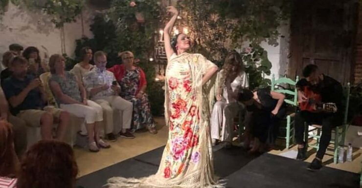 Ayamonte: the Wide Door Flamenco Tablao With Tapas - Cultural Passion in Ayamonte